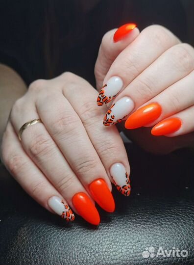 Маникюр с покрытием гель-лаком