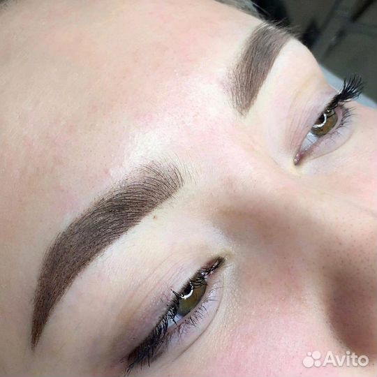 Татуаж бровей