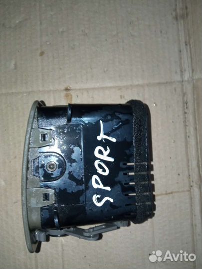 Mitsubishi Pajero Sport дефлектор обдува салона