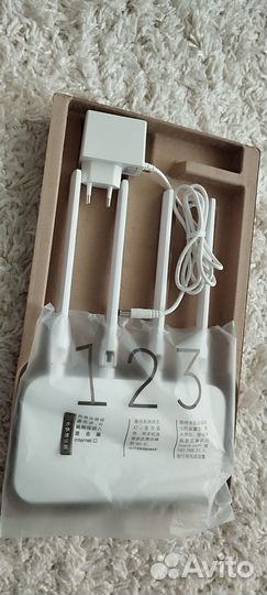Продаю роутер xiaomi 4 c