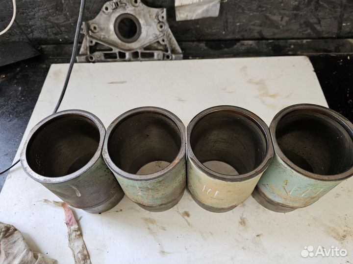 Гильзы поршни на Иран кходра саманд 1.8