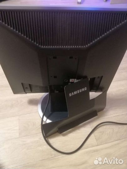 Монитор Samsung 940n