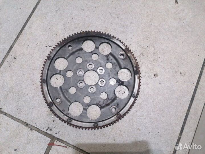 Маховик двигателя Nissan Wingroad