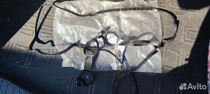 Прокладка клапанной крышкиMazda PE 0110235