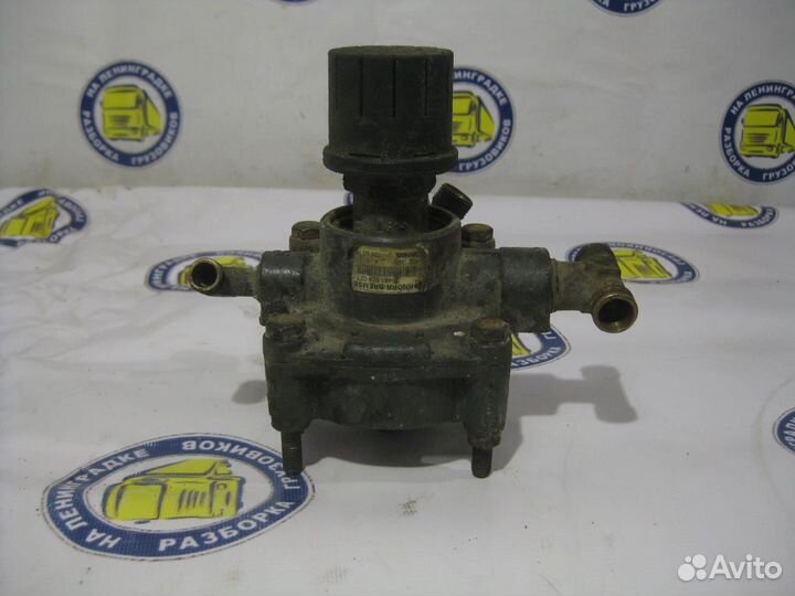 Клапан ускорительный 1350118