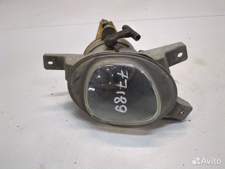 Фара противотуманная Volvo XC70, 2004