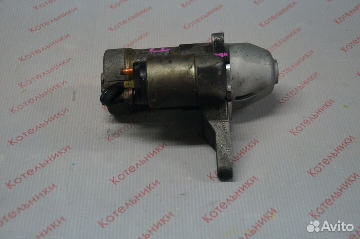 Nissan 23300-6N200 Стартер