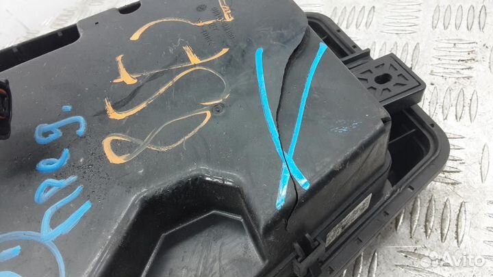 Блок предохранителей Hyundai Genesis