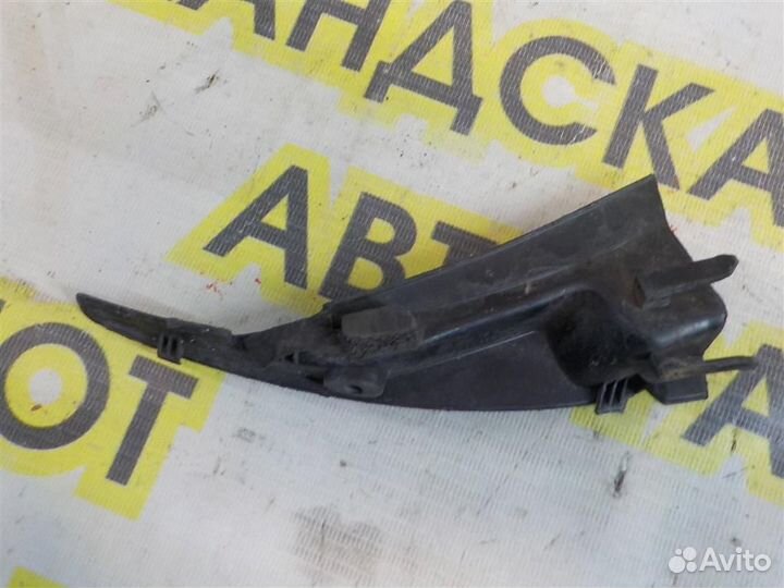 Накладка лобового стекла левая Mazda Mazda 3 (BL)