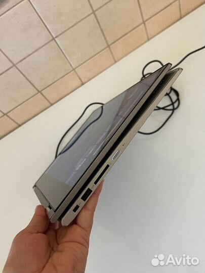 Ноутбук Lenovo yoga 530