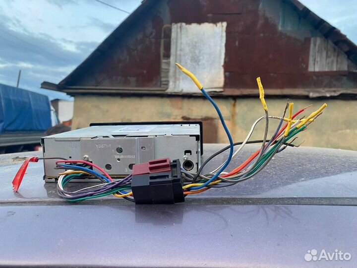 Продам магнитолу