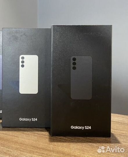 Samsung Galaxy S24, 8/128 ГБ