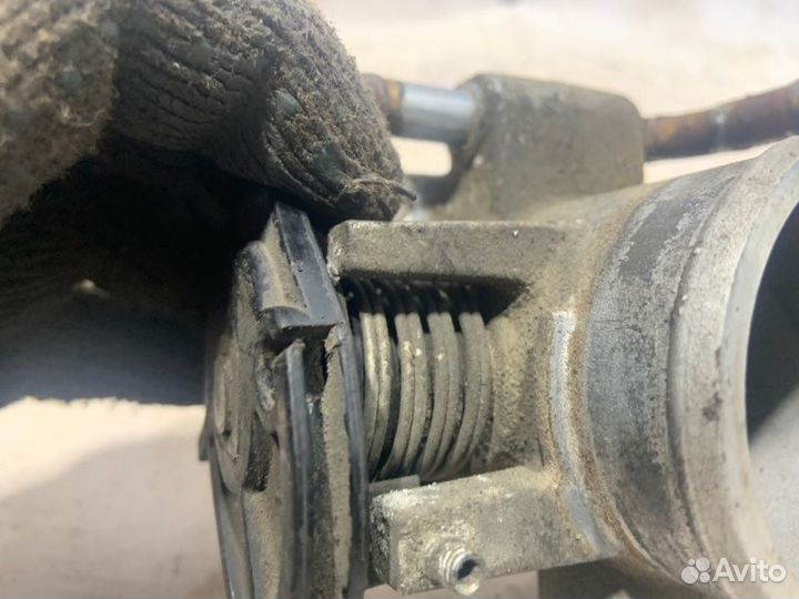 Дроссельная заслонка Daewoo Nexia F16D3 2010