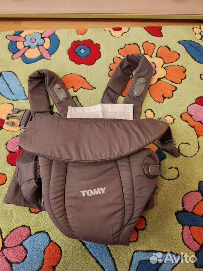 Рюкзак-переноска фирмы Tomy в идеальном состоянии