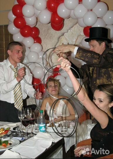 Фокусник престидижитатор