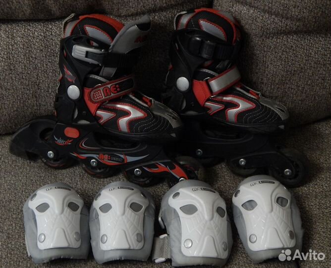 Продам роликовые коньки раздвижные reaction