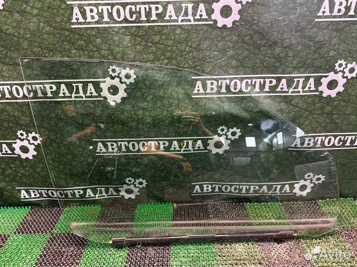 Стекло двойное переднее правое Lexus Lx 2008-2015