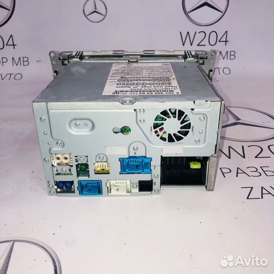 Магнитола Mercedes W204