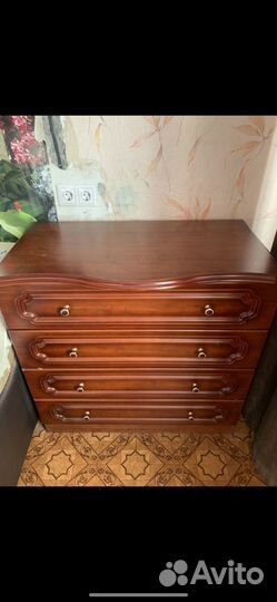 Комод (дерево)