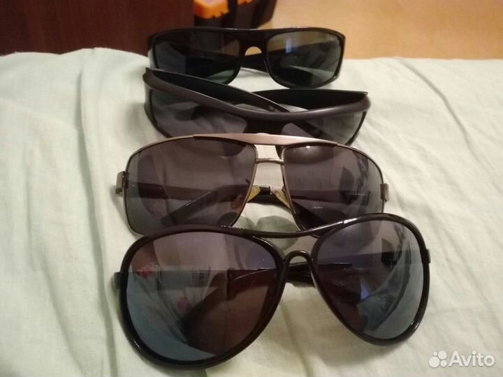 Очки солнцезащитные