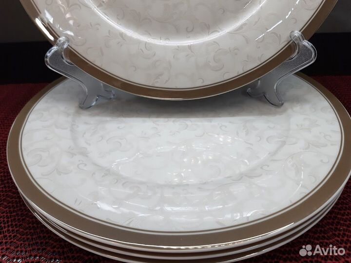 Тарелки обеденные Серый шелк Костяной фарфор