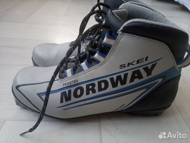 Лыжные ботинки 39 размер nordway