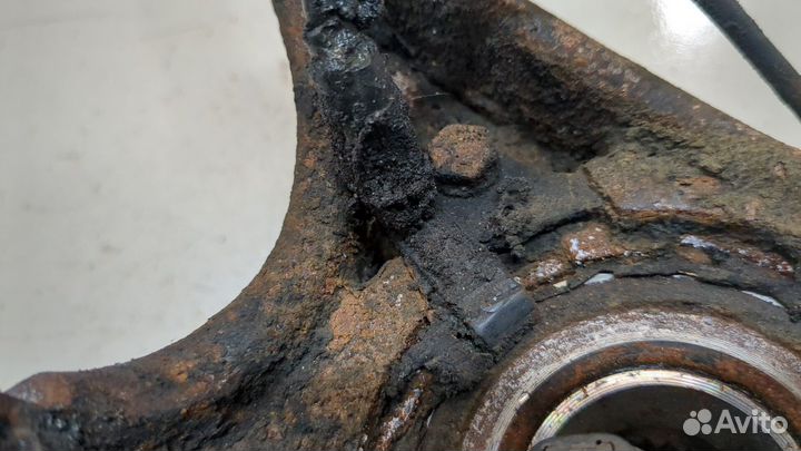 Ступица (кулак, цапфа) правая передняя Peugeot 308