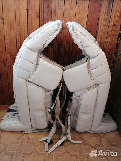 Вратарские щитки vaughn v4