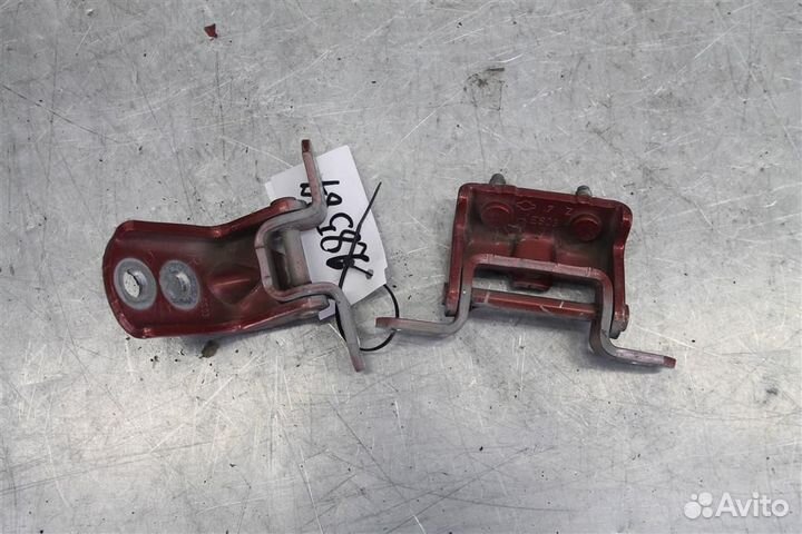 Петли двери задней правой Nissan Qashqai J10 дор