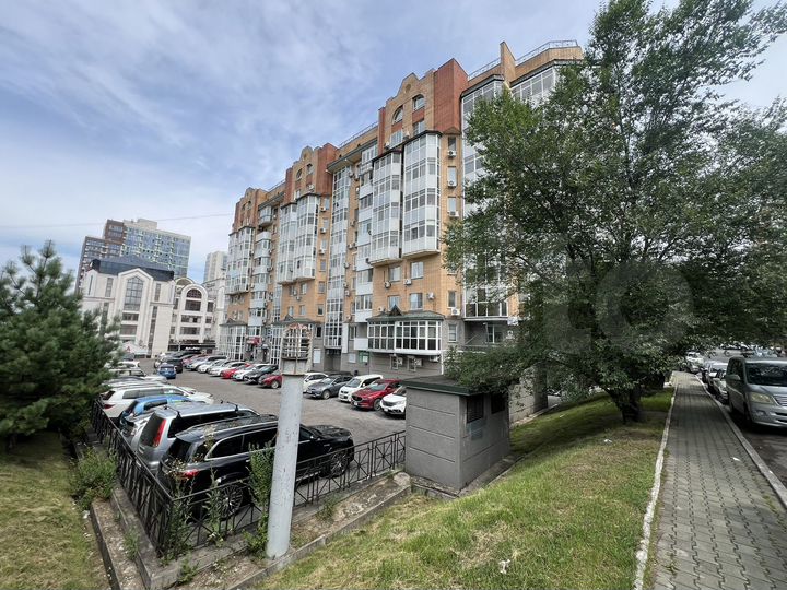 2-к. квартира, 73,5 м², 7/10 эт.