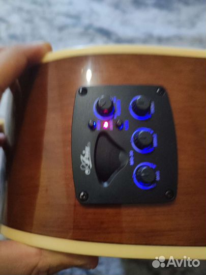 Электро акустическая гитара aria