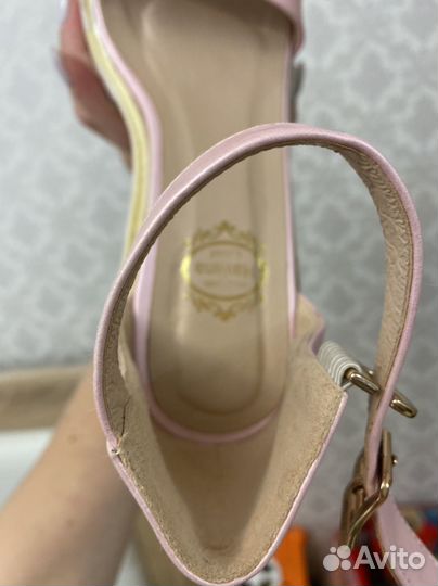 Туфли братц 38