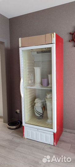 Холодильная шкаф-витрина Атлант