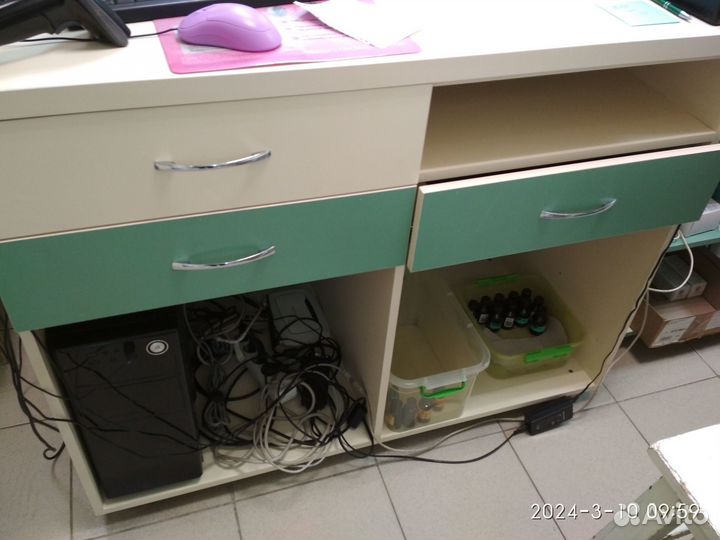 Стол 1100*540*800 б/у для гаража,дачи,мастерской