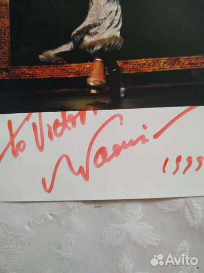 Автограф Naomi. Campbel