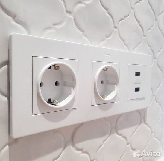 Надежный Электрик в Спб