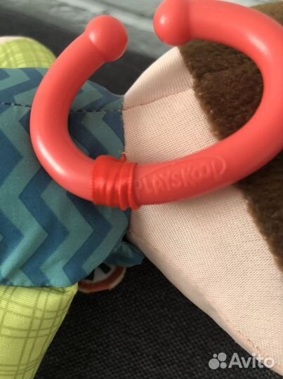 Игрушка-подвеска развивающая