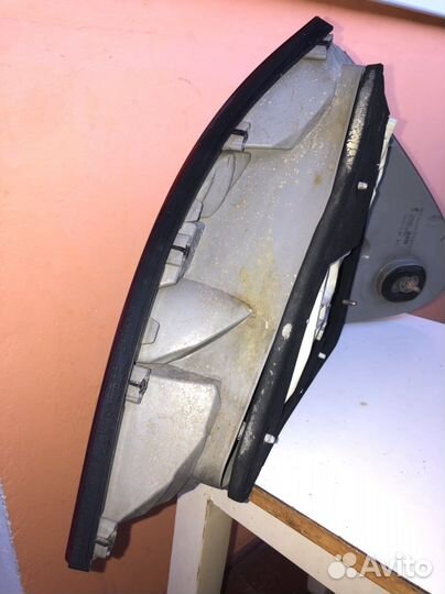 Стоп сигнал Mercedes w211 левый