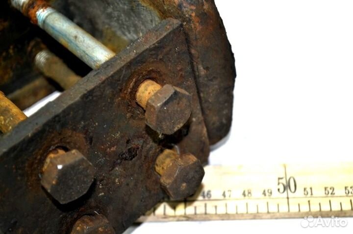 Кронштейн усилителя бампера, правый MAN TGA 18.480