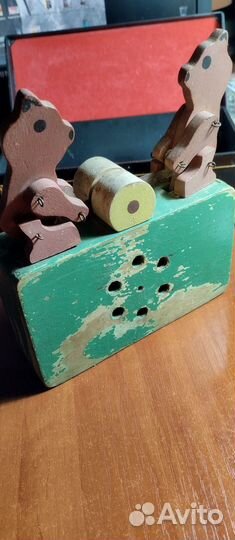 Музыкальная игрушка Медведи