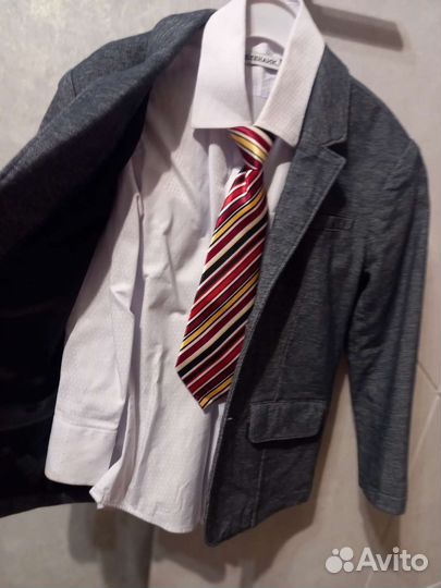 Костюм на выпускной в детском саду