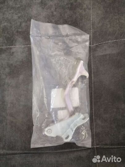 Петля капота правая Шевроле Лачетти, Деу Джетра