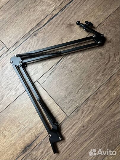 Настольный штатив для смартфонов