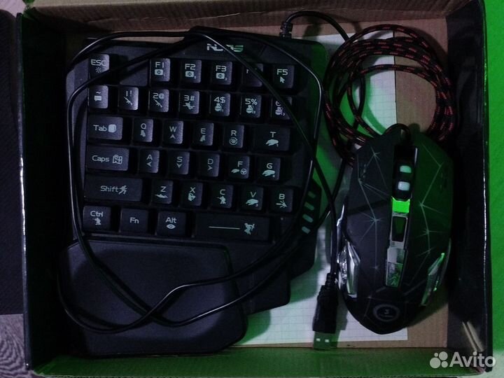 Новенькая клавиатура для android njos игровая