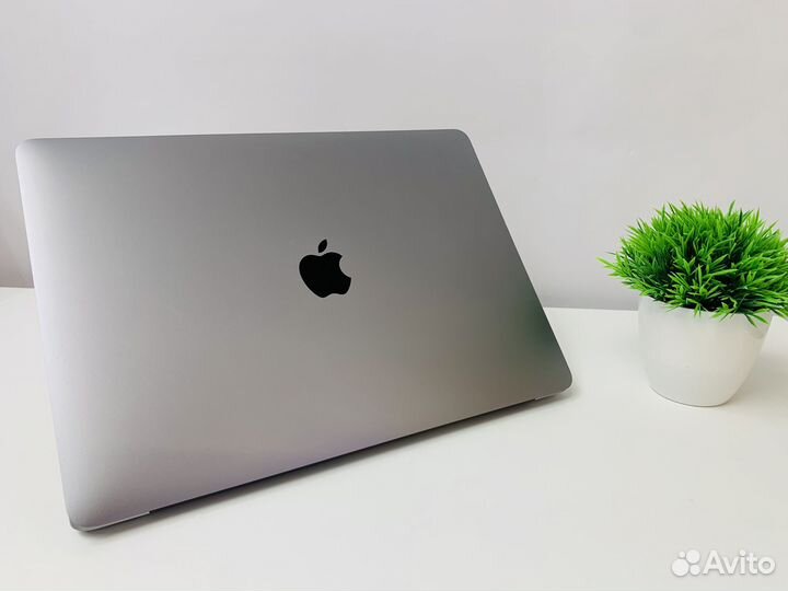Macbook Pro 13 2022