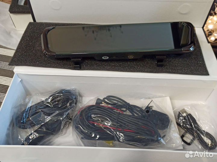 Автомобильный видеорегистратор Dual Cams