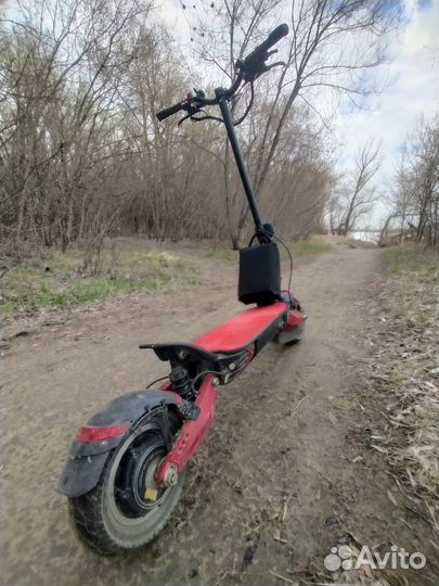 Электросамокат Kugoo G1