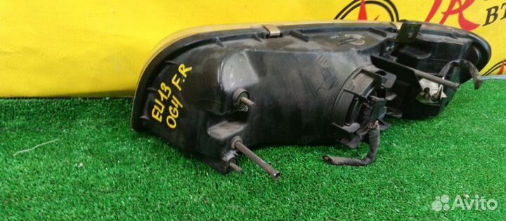 Фара передняя правая Nissan Bluebird EU13-415116