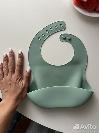 Нагрудник детский силиконовый