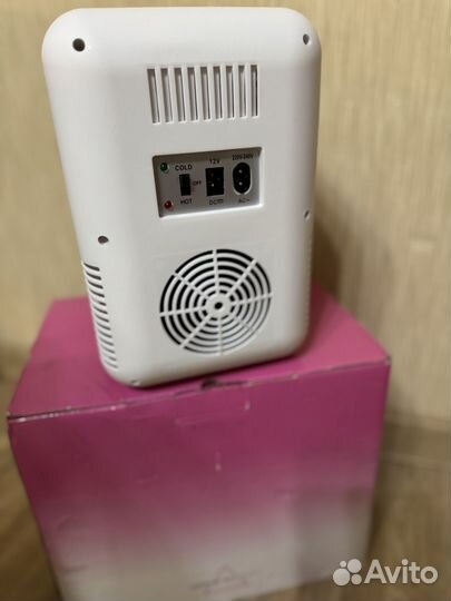 Мини - Холодильник для косметики